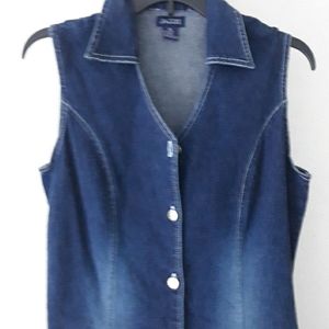 Blue jean dress in mint condition